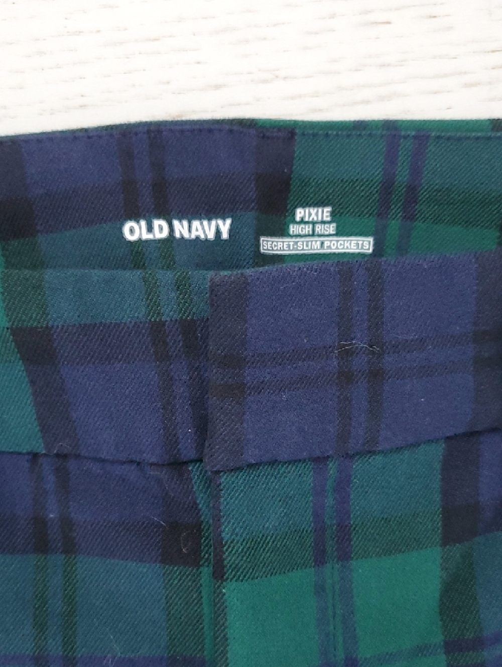 Old Navy Pixie High-Rise Plaid Pants in Green & Blue - Picture 2 of 4